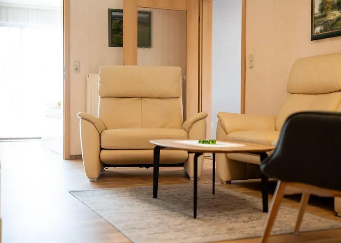 Ferienwohnung-mit-gartenblick * Rechlin